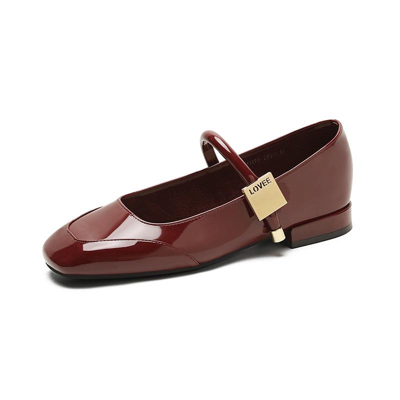 "Весенняя коллекция": Женские кожаные туфли «Мэри Джейн» с квадратным носком в цветах: красный, черный, абрикосовый, серебристый.