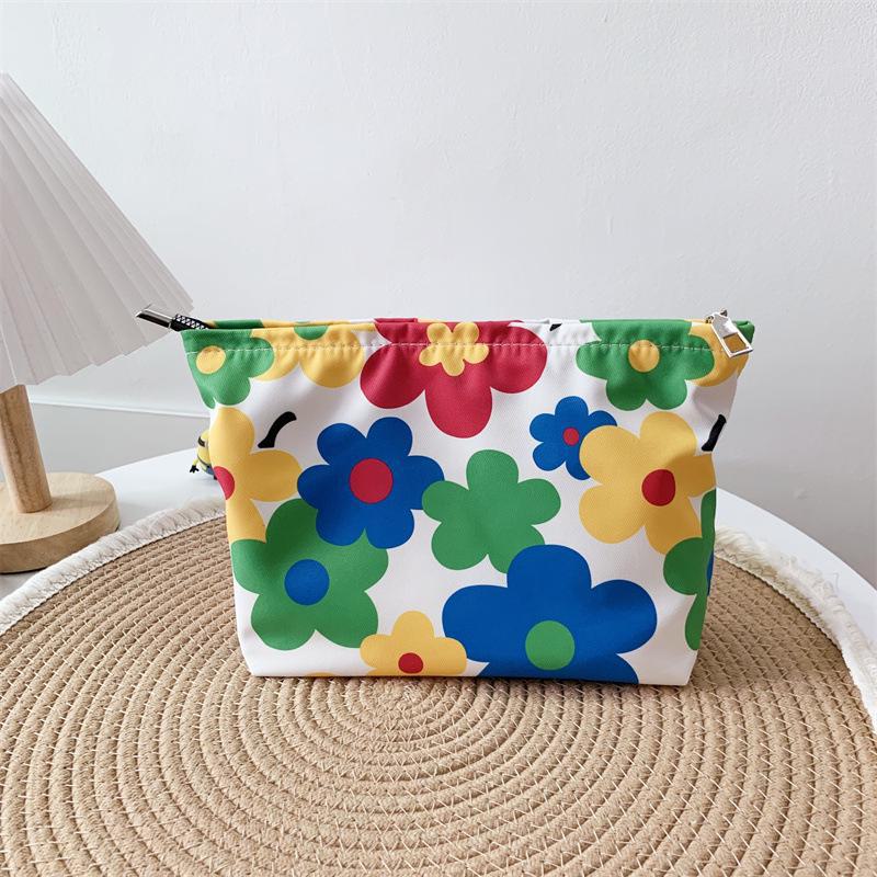 Durable Floral Large-Capacity Women's Cosmetic Bag with Zipper