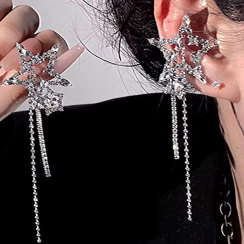 Корейские клипсы для непроколотых ушей – классный дизайн с кисточками и жемчужными бабочками для женщин