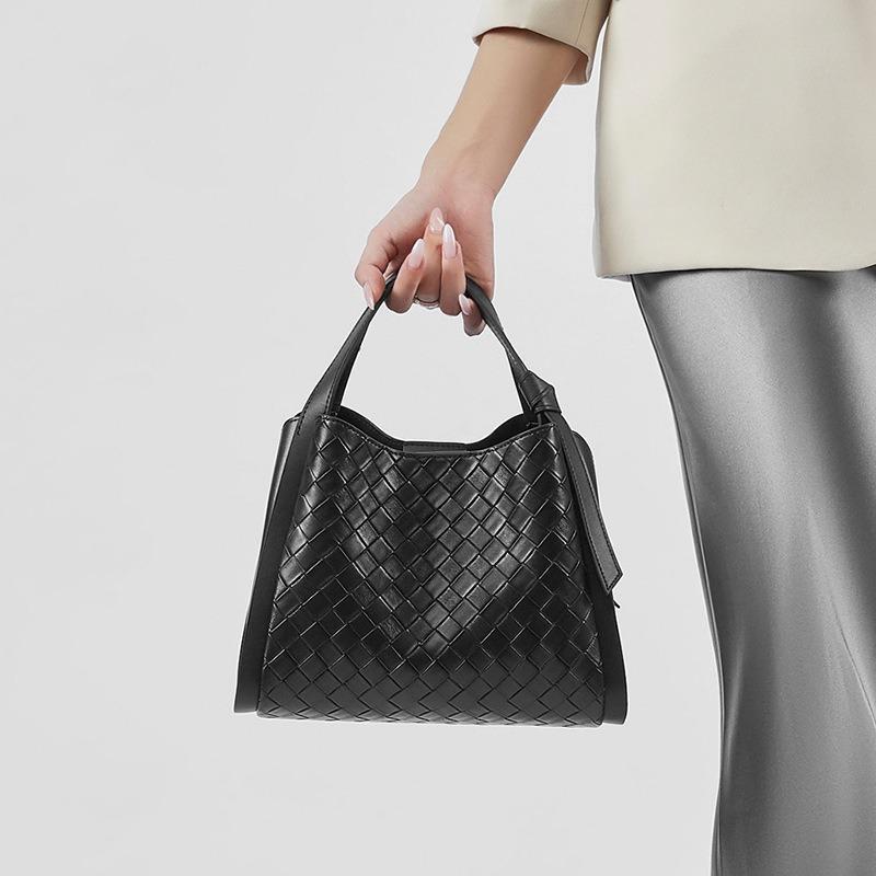 Женская сумка кожаная с тиснением сумка-корзина для овощей повседневная универсальная высококлассная сумочка мессенджер женская сумка