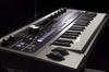 KORG microKORG 2 Аналоговый Синтезатор Клавишный Моделирующий/Вокодер/Компактный/Цветной Дисплей/Работа от Батарей/37 MK-2