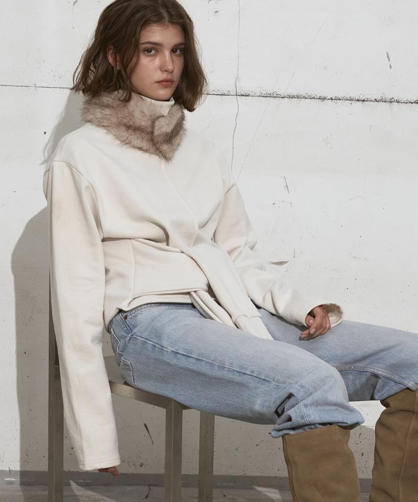 SIGREAT Layered Sleeve High Neck Pullover_Ivory