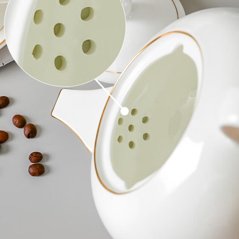 Цзиндэчжэньский керамический чайник