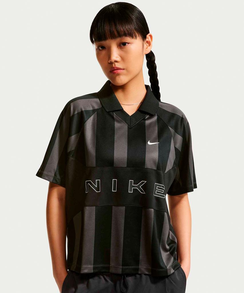 Nike Спортивная оверсайз майка W - Черная:Мел / Io0914-010
