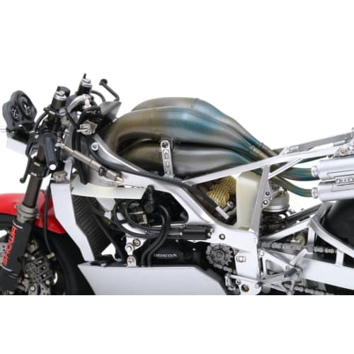 Tamiya 1/12 Motorcycle Series No. 121 Honda NSR 500 1984 Plastic Model 14121