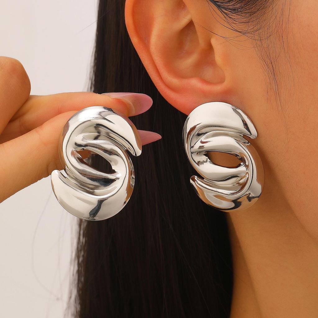 Ретро европейские и американские металлические серьги-гвоздики с холодными каффами для ушей - Простые, гладкие, высококлассная мода.