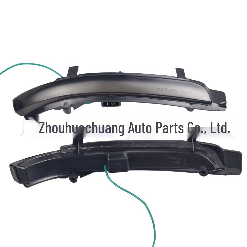 Светодиодные поворотники в зеркалах заднего вида для Skoda Octavia/Superb 3T4 2008-2014.