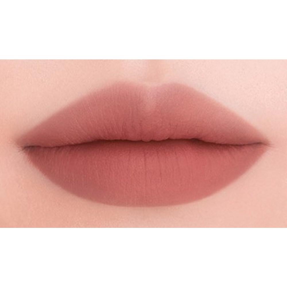 Жидкая помада MAC Powder Kiss, оттенок Taupe, 5 мл, 1 шт.