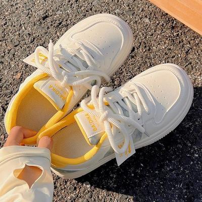 Новые китайские спортивные белые кеды женские универсальные шикарные трендовые туфли весна-осень 2025 новые повседневные кеды на платформе детские