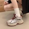 2025 осень и зима новая толстая подошва универсальная повседневная обувь женская обувь для маленьких ног бархатные кроссовки папины кроссовки серые спортивные хлопковые туфли