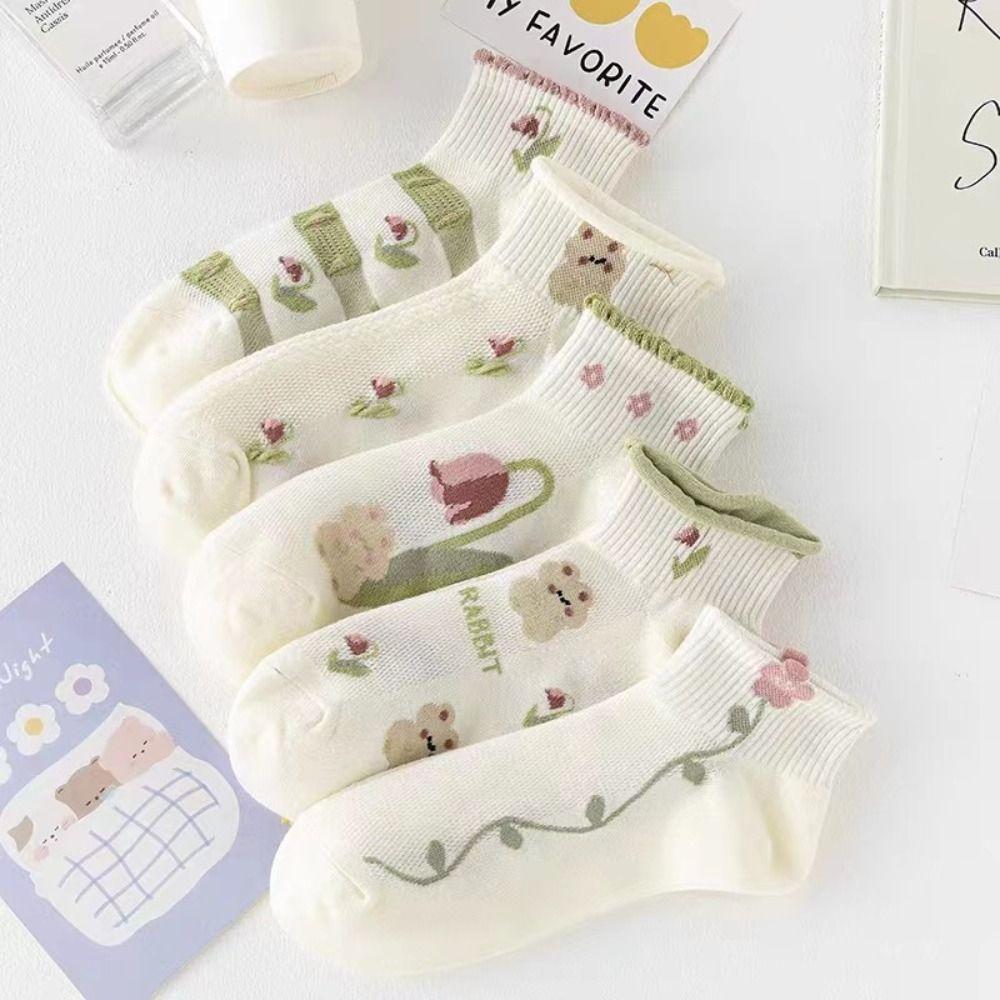 5 Pairs/Pack Polyester and Spandex Women Sock Breathable Lace Socks Cute Sock