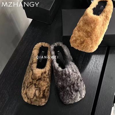 Тапочки с леопардовым мехом на плоской подошве, модные зимние ботинки, повседневные мюли, хлопковая обувь, женская обувь 2025 года, трендовые зимние теплые шлепанцы, новинка Mujer Zapatos