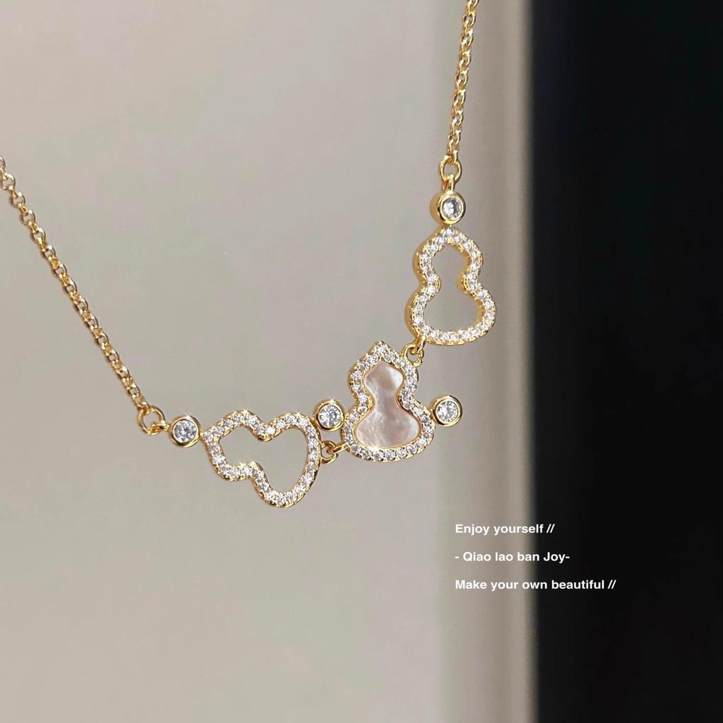 Gourd Necklace: White Mother-of-Pearl & Burgundy Gold On Luxurious Clavicle Chain with Sparkling Diamond Texture