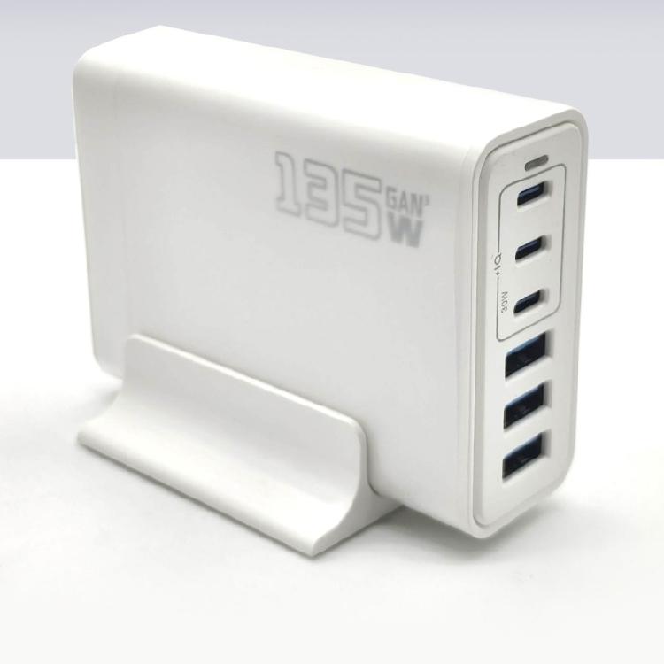 Зарядная головка 135 Вт с портом USB Type C Адаптер для зарядки Пластиковая текстура Идеально для путешествий Зарядка различных устройств