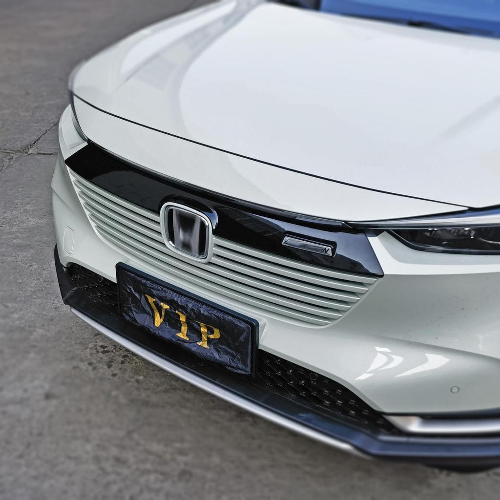 Спортивный обвес для Honda XR-V, Vezel, HR-V 2023 года: Передний сплиттер, Задний спойлер, Боковые юбки, Центральное антикрыло