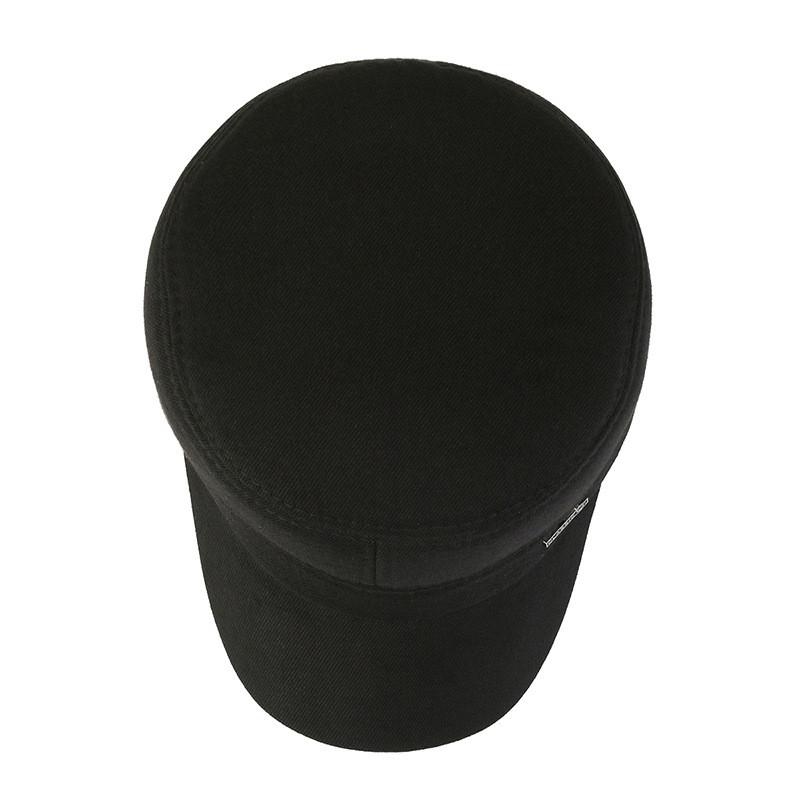 Men Classic Letters Warm Flat Cap Winter Ear Protection Thickened Travel Outdoor