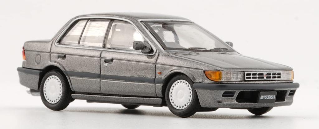 BM CREATIONS Mitsubishi Lancer GTI 1988 Серебристый Правый руль Готовая модель 64B0176 1/64