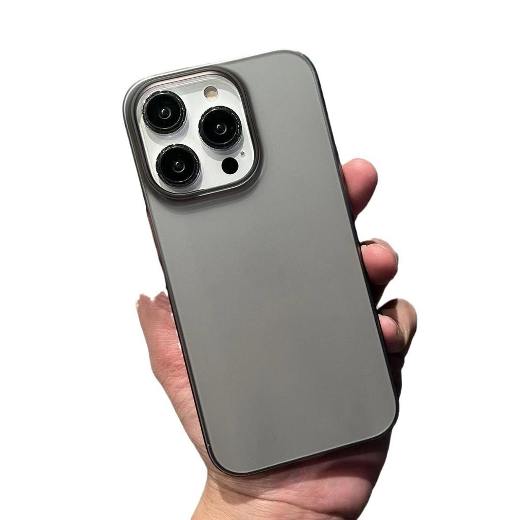 Ice Breath Phantom Матовый Чехол для телефона с большим отверстием, подходит для iPhone 16PRO, Apple 14, простой парный 15, защитный чехол
