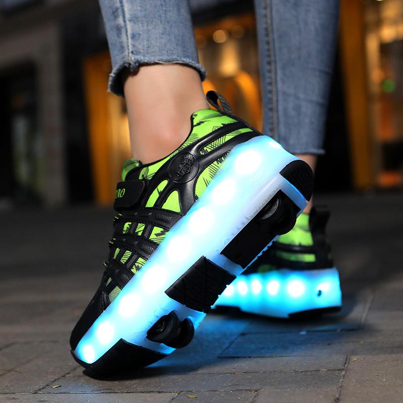Четырехколесные роликовые коньки, детская спортивная обувь с выдвижными автоматическими колесами, зарядка через USB, светодиодная спортивная обувь