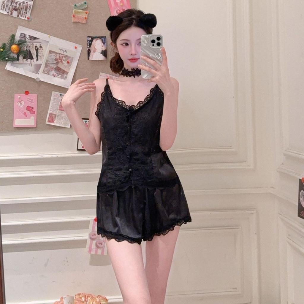 Summer sexy V-neck new suspender shorts lace pajamas women sweet ice silk cool loungewear pure desire