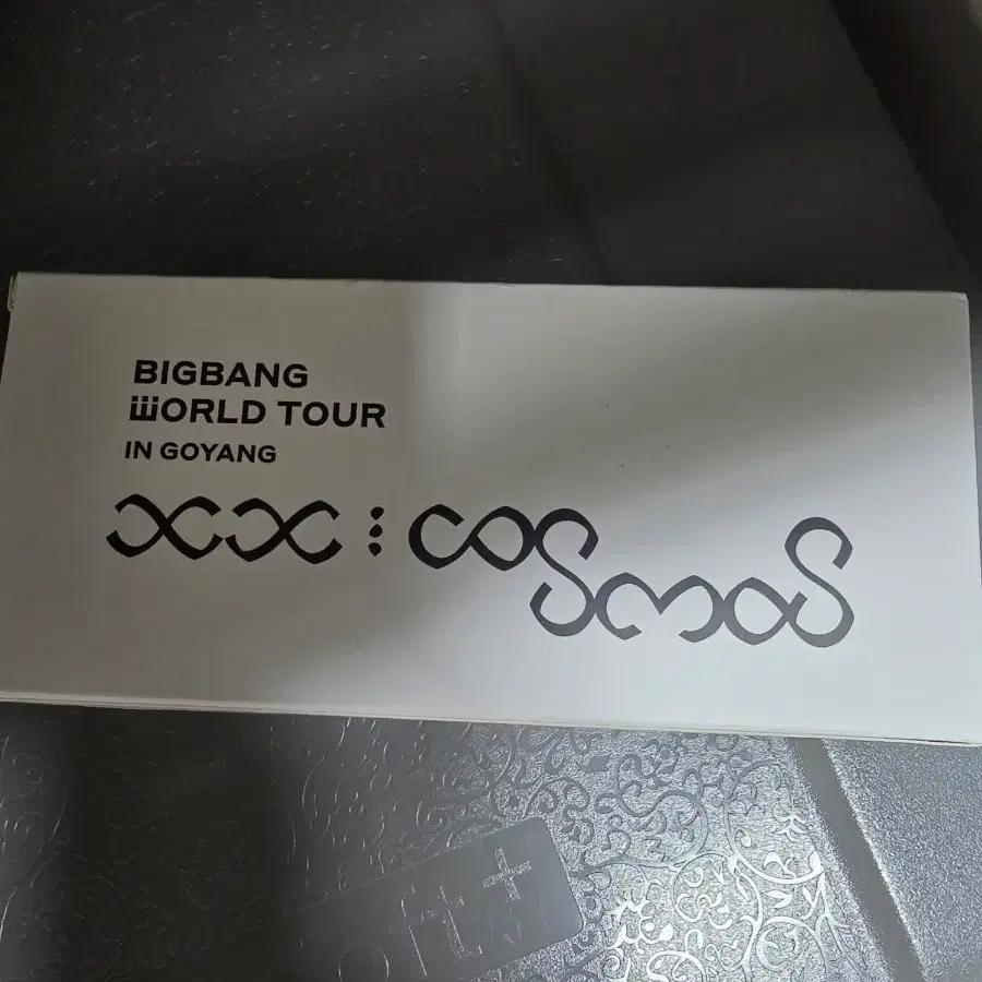 BIGBANG Parasol + Membership Card (sealed)