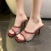 Женские модные сандалии Летний новый стиль Квадратный носок Открытый носок Ткань с пайетками Противоскользящие Износостойкие Высокий каблук