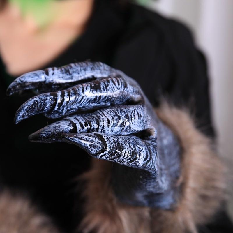1 Pair Werewolf Horror Wolf Paws Claws Creepy Masquerade Horror Devil Cosplay Costumes Unique Gloves Decorations