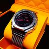 Подержанные Абсолютно новые кастомные часы G-SHOCK Поставляются с обычным корпусом GA2100k Нержавеющая сталь серебристый безель и ремешок из сетки-акулы Характеристики тяжелого металла
