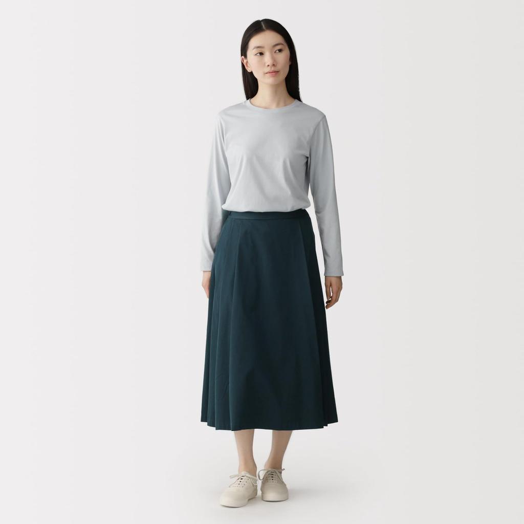 MUJI Women's High Density Twill Tuck Flare Skirt Organic Cotton Blend Dark Navy Size L BE20FA6S
