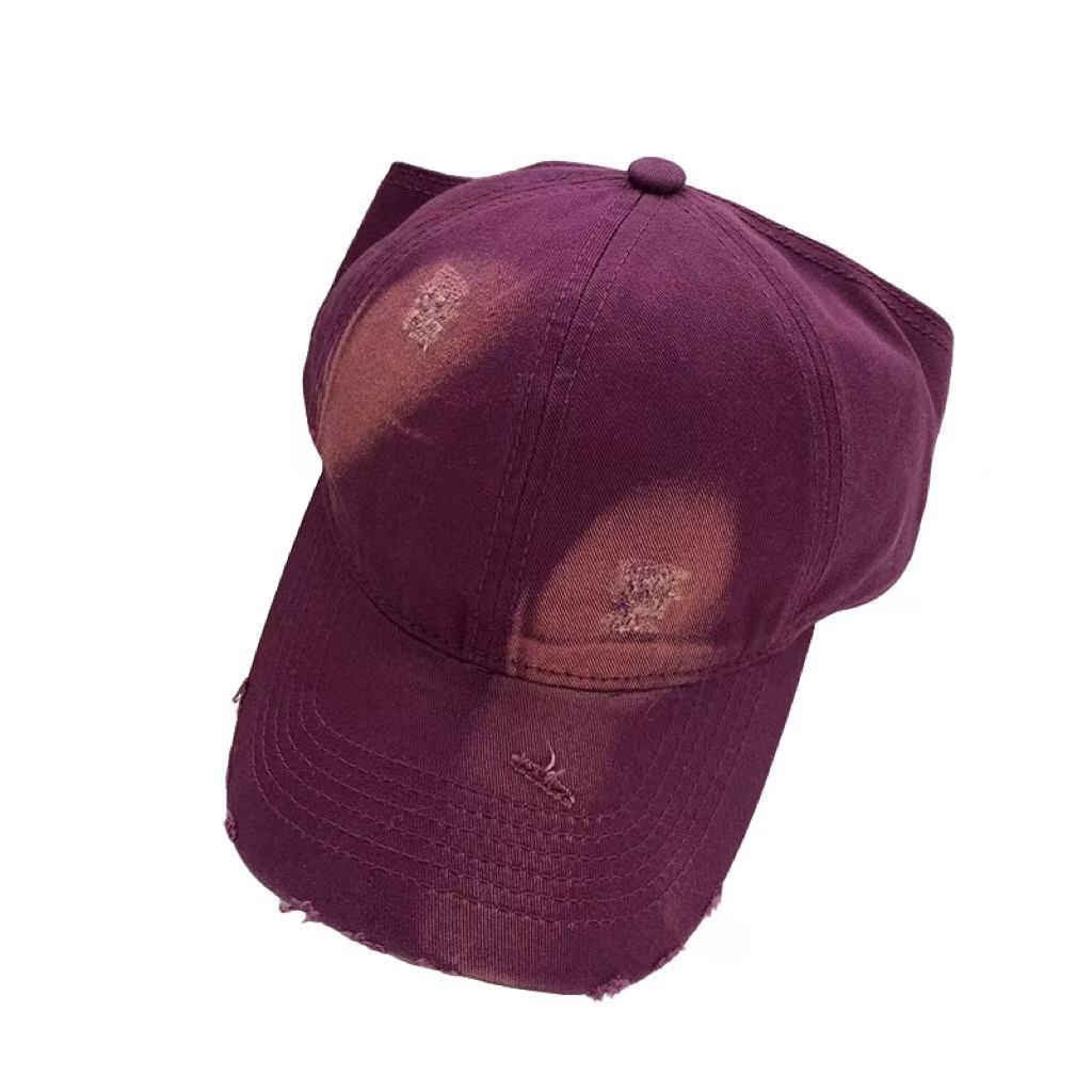 Classic Cotton Baseball Cap With Adjustable Fit For Sun Protection And Wind Resistance