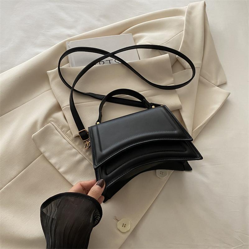 Chic Street Style 2024 New Trendy Shoulder Small Square Bag Versatile And Fashionable