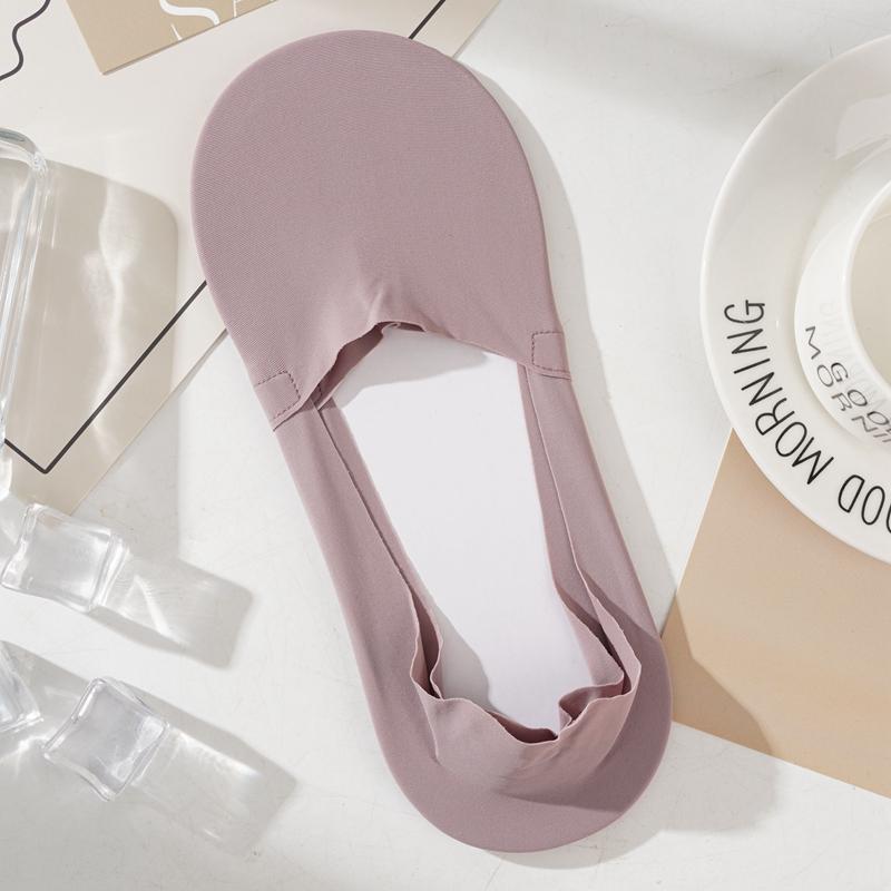 Men Ice Silk Seamless Boat Socks Breathable Cotton Bottom Silicone Non-slip Ankle Invisible Socks for Men