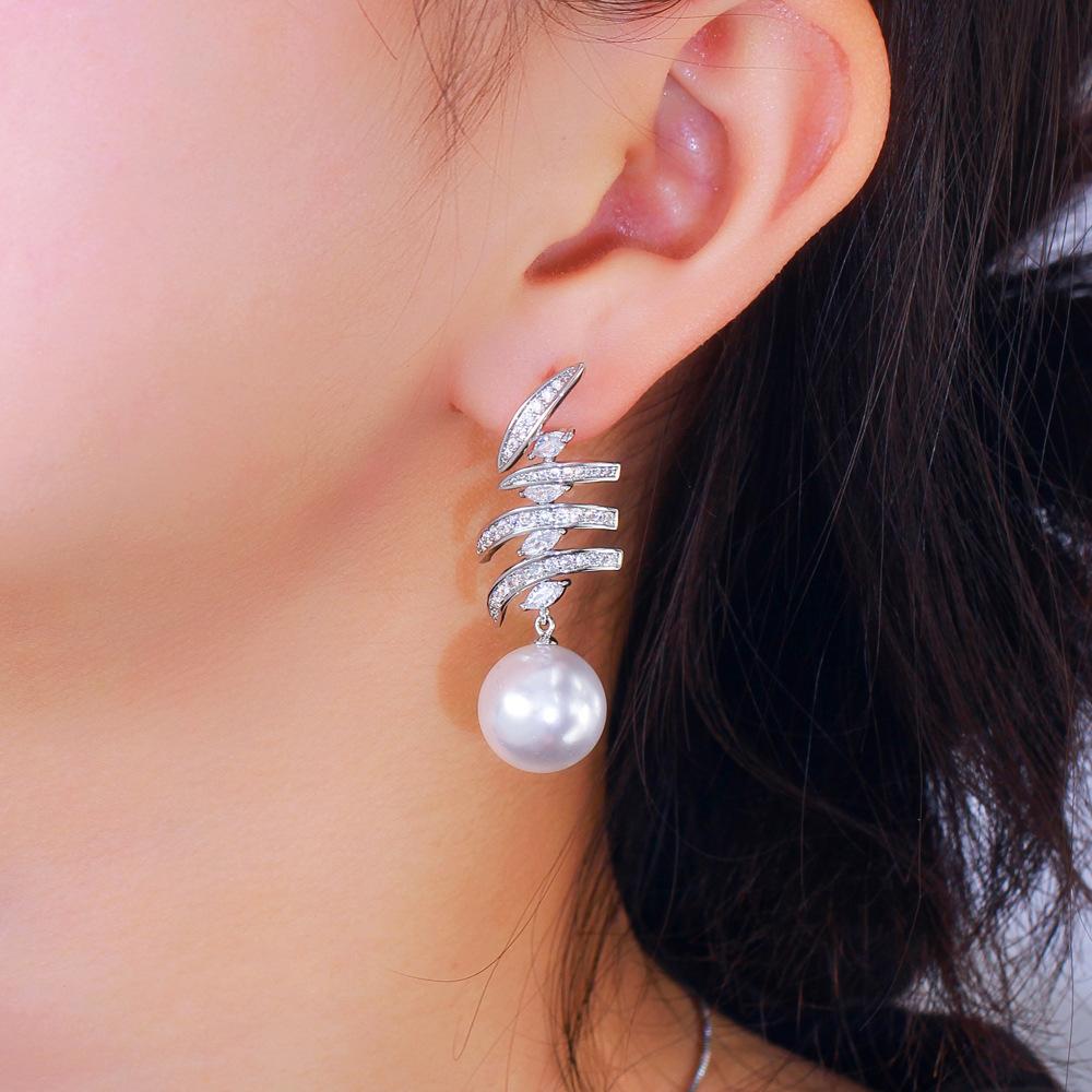 Серьги класса люкс для знаменитостей, инкрустированные цирконом, многослойные геометрические линии, полностью усыпанные бриллиантами, жемчужные серьги