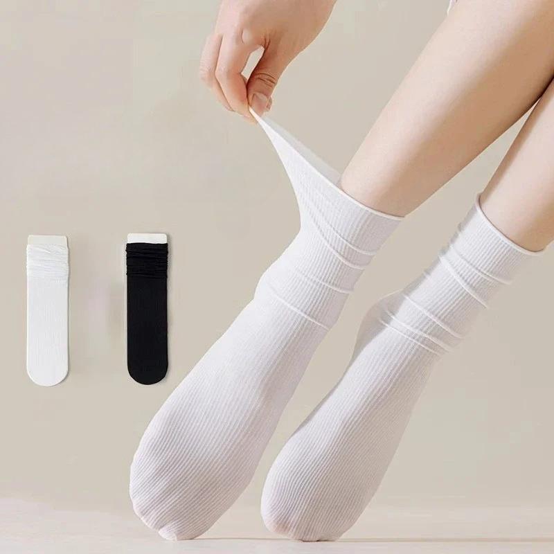 100 Pairs of Disposable Socksfashionable and Versatile, White Solid Colorsoft and Comfortable Lightweight and Breathable Casual