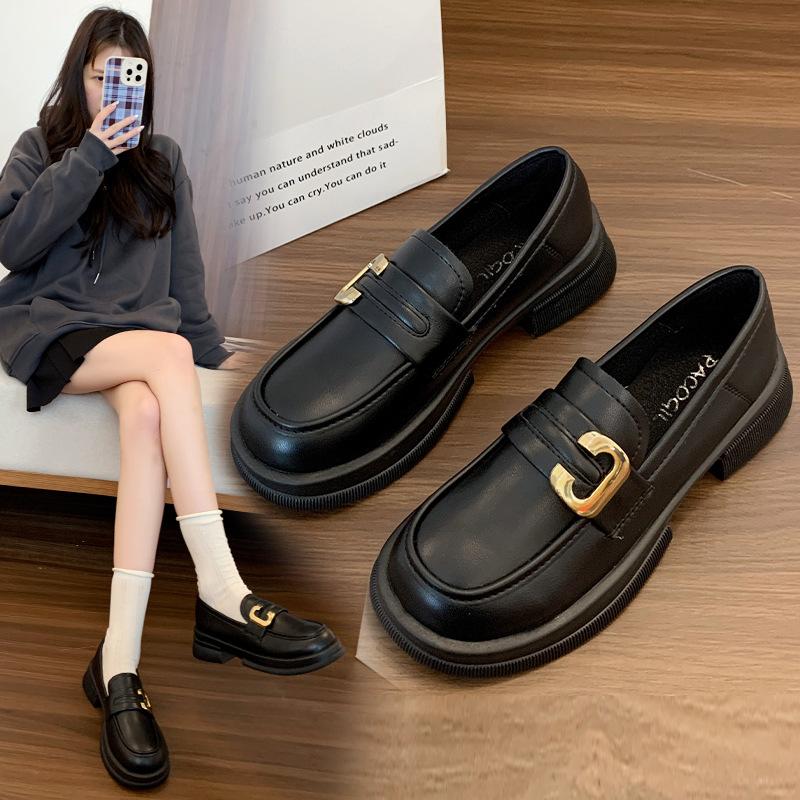 Маленькие черные кожаные туфли женские весенние новые с мелким вырезом женские британские на плоской подошве для работы