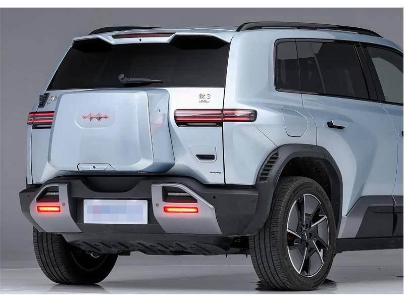 Светодиодный стоп-сигнал для отражателя заднего бампера Fangchengbao Titanium 3 2025-2026