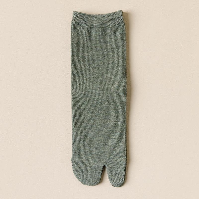 1 пара женских носков, однотонные, с двумя пальцами, мягкие, высокоэластичные, противоскользящие, с защитой лодыжки, впитывающие пот, осенне-зимние носки