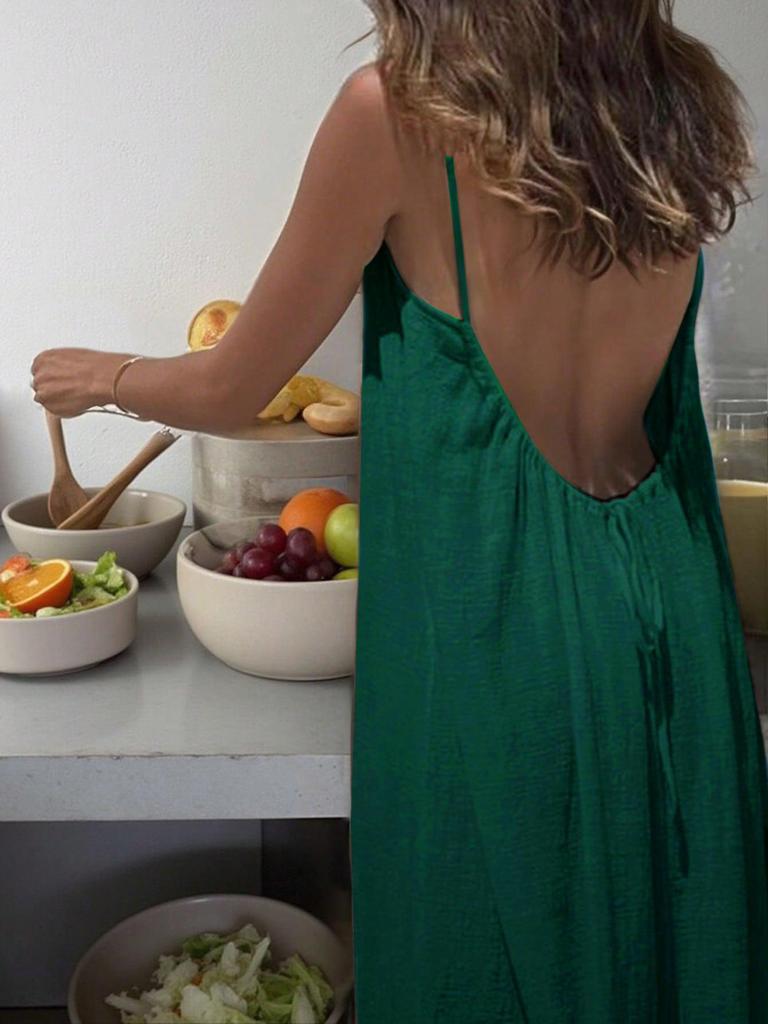 Длинное платье-рубашка с открытой спиной на бретельках из мятой ледяной шелковой ткани - Лето 2026 Однотонное со сборками Пляжный отдых Женская одежда