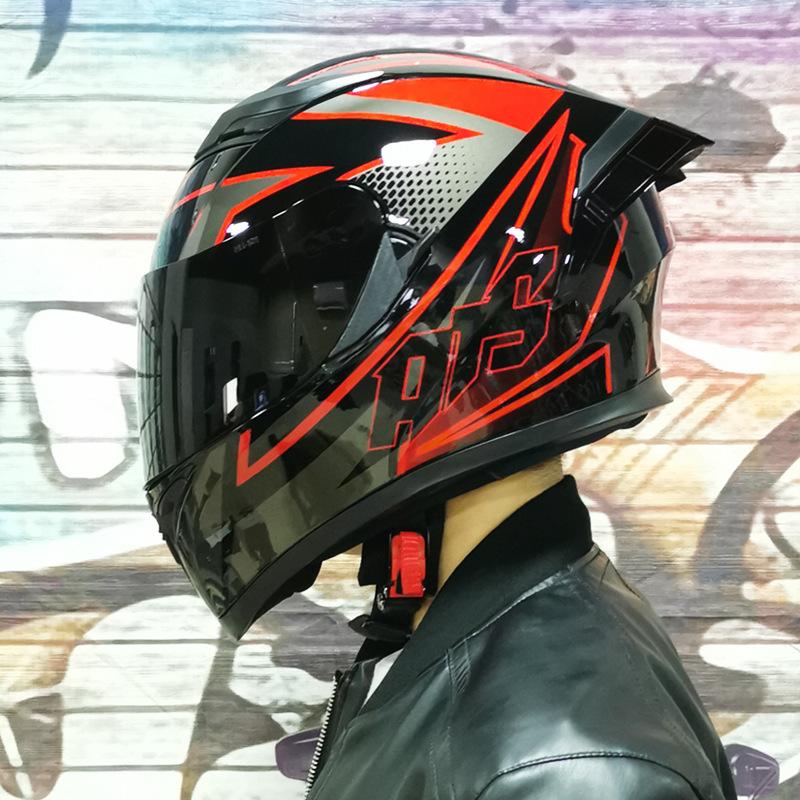 Aishi Men And Women's Electric Motorcycle Helmet Full Helmet Overlay Style Personalized Cool Rider Motorcycle With Bluetooth Horn