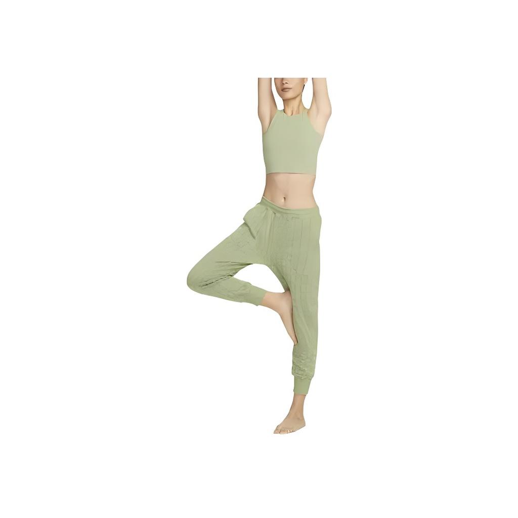 Nike Женский спортивный топ-майка Yoga Dri-Fit Luxe с принтом логотипа, цвет Матча-зеленый DQ6033-386