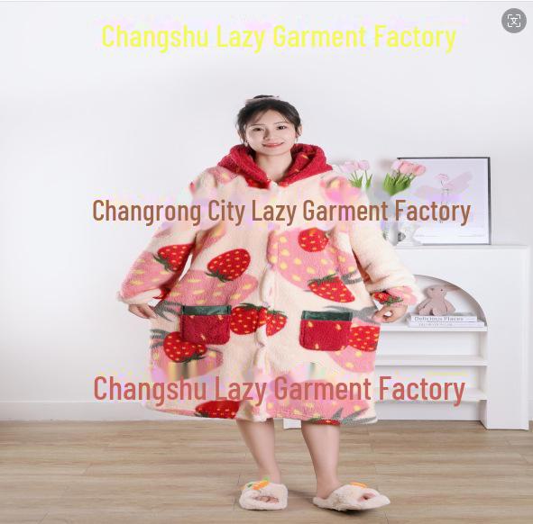 2023 Sweet Strawberry Плотный коралловый флисовый халат-комплект - Cozy Home Loungewear