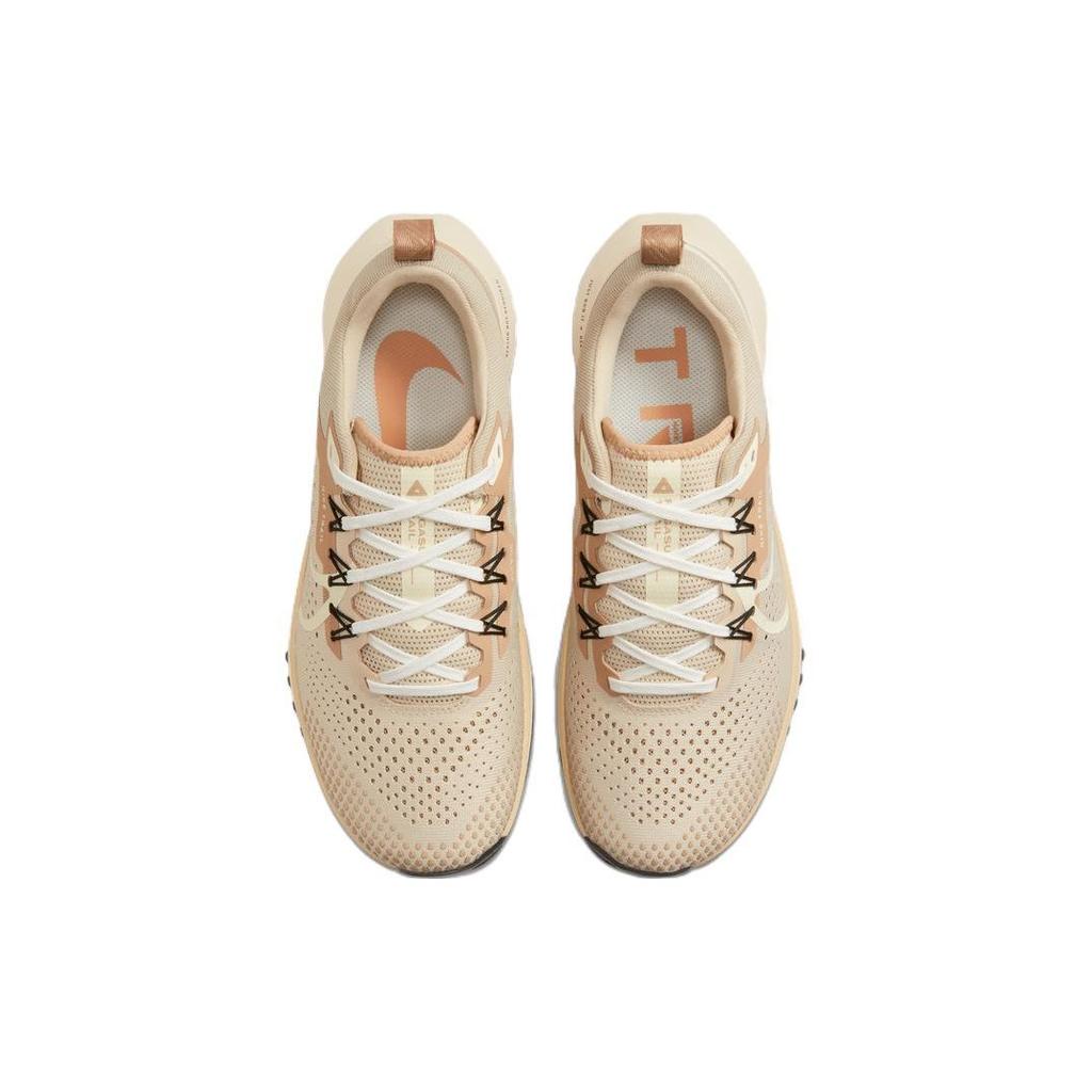 Nike React Pegasus Trail 4 Sanddrift Женские кроссовки Коричневые кокосово-молочные жемчужно-белые DZ2758-112