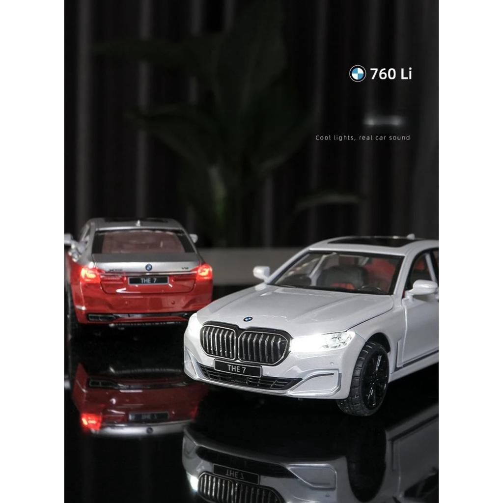 1/24 BMW THE 7 760Li Миниатюрная литая игрушечная машинка Модель 1:24 открывающиеся двери со звуком и светом, коллекция подарков для детей