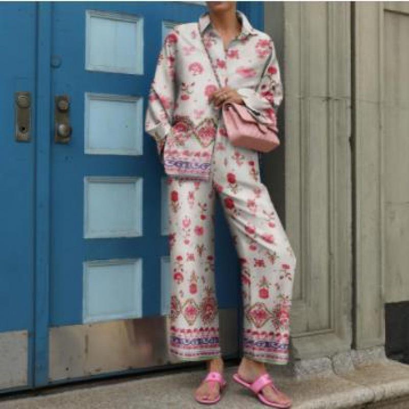 Женский комплект: рубашка и брюки с широкими штанинами, зеленый геометрический принт