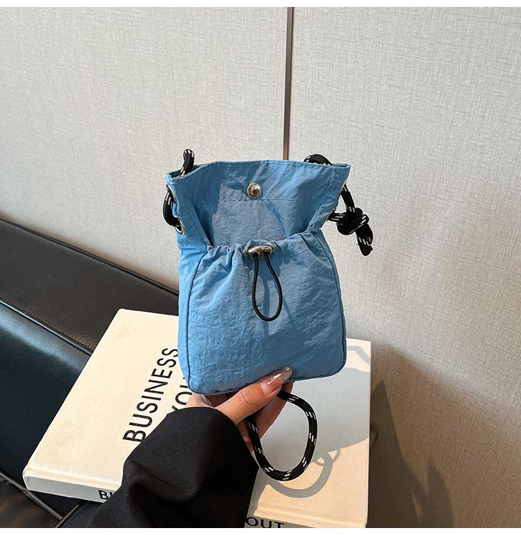 Холщовая сумка женская летняя новая модная нишевого дизайна сумка-мессенджер популярная сумка-ведро