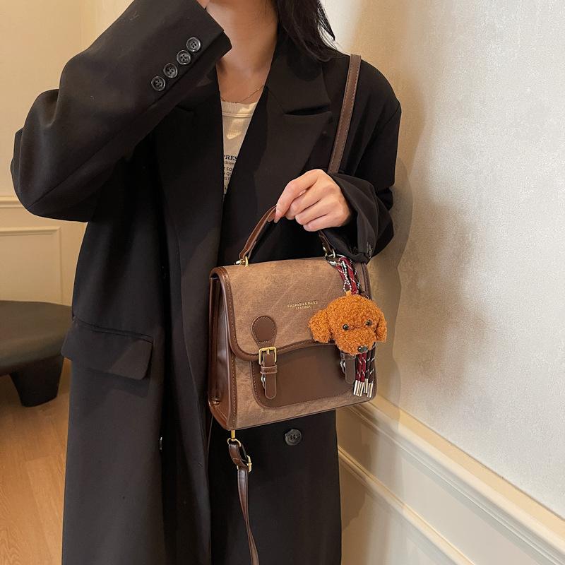 Retro Fashion Matte Contrasting Backpack Women's 2025 New Trend Versatile Handbag Commuter Casual Women's Bag