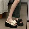 Серебристые шлепанцы на платформе женские лето 2025 новая носка модные сандалии с высоким чувством стиля с юбкой универсальные сандалии