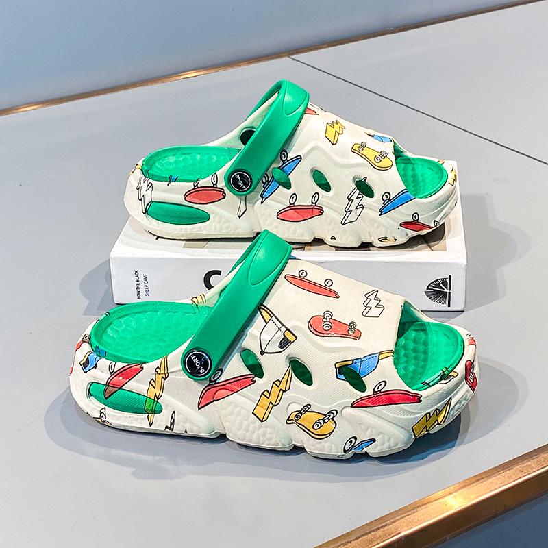 Летние сандалии для мальчиков с нескользящей мягкой подошвой и рисунком в виде мультфильмов: Детские тапочки для улицы с двумя петлями