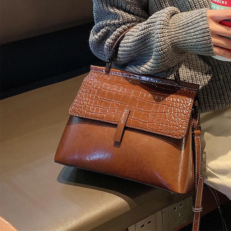 New Oil Wax Cowhide One-shoulder Diagonal Strap Bag Genuine Leather Women's Bag Crocodile Pattern Fashionable Temperament Women's Handbag