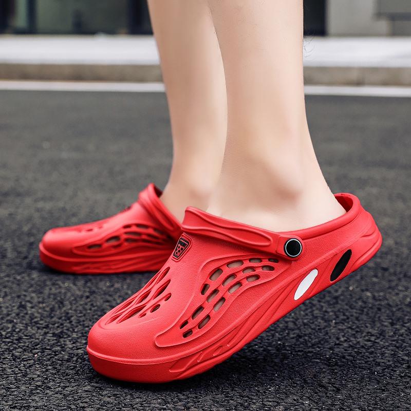Сандалии и тапочки, новая летняя обувь с отверстиями, мужская нескользящая пляжная обувь с мягкой подошвой Baotou, повседневные сандалии, уличные тапочки